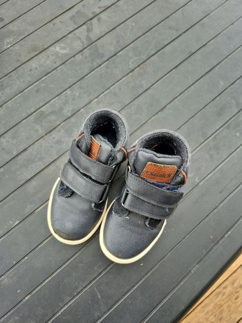 Chaussures okaïdi 25