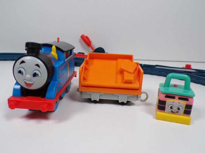 Circuit de train Thomas et ses amis - La piste de Carly - photo numéro 7