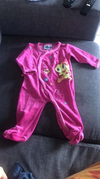 2 Pyjamas titi