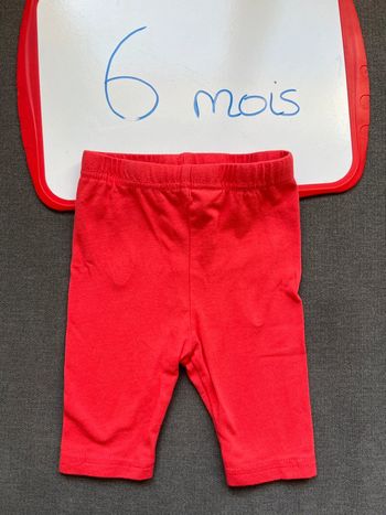 Legging rouge 6 mois