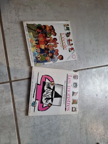 Lot 2 livres les monstres et l école maternelle