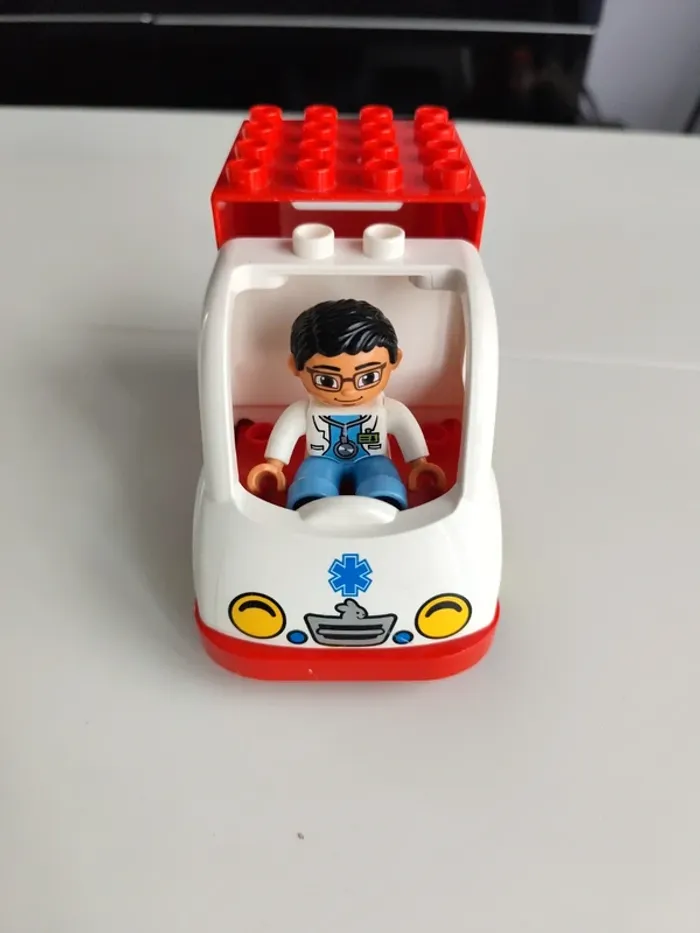 Ambulance duplo - photo numéro 5