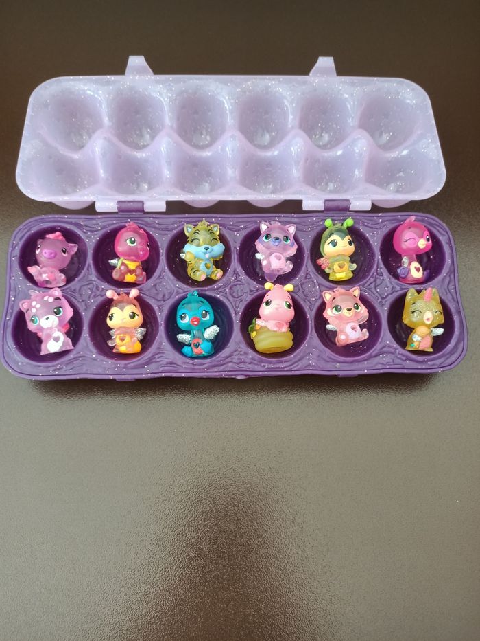 2 lots 12 hatchimals avec boîtes de rangement - photo numéro 3
