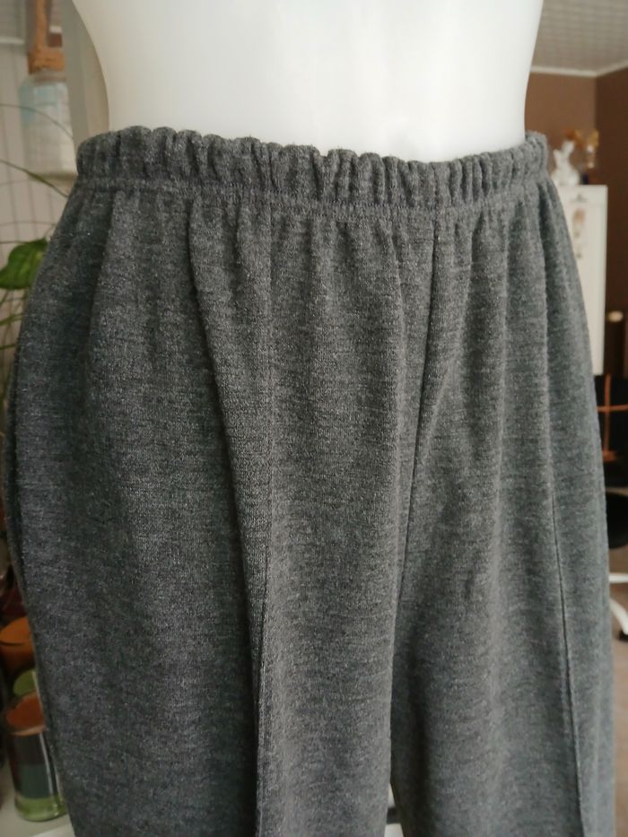 Pantalon fluide T38.40. - photo numéro 2
