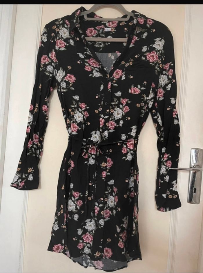 Robe chemise à fleur