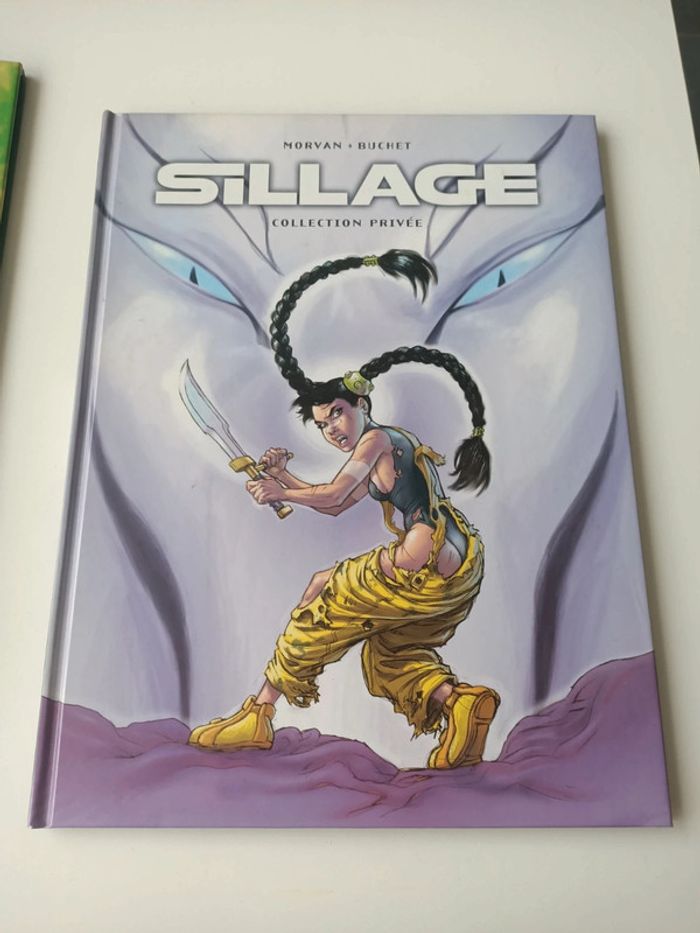 Lot de 2 BD sillage : "collection privée" et " a feu et a cendres" - photo numéro 2