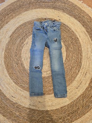 Jean fille taille 4 ans
