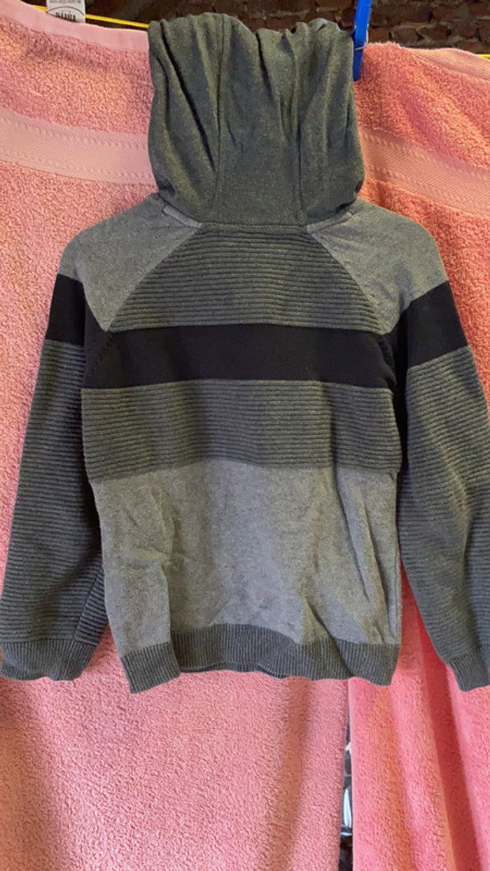 Pull à capuche - photo numéro 3