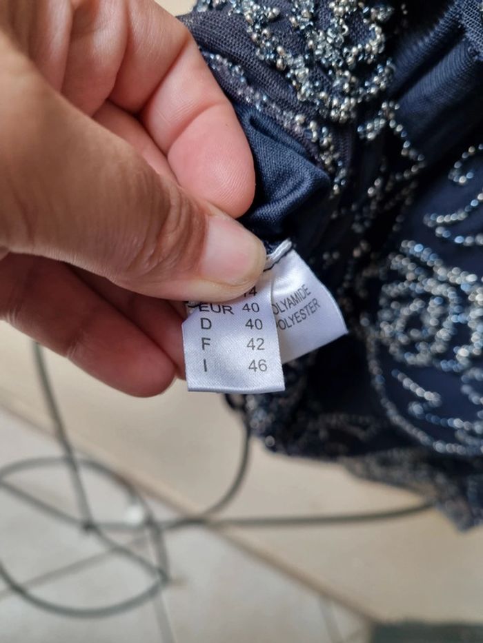 Blouse manches courtes avec dentelle et perles - photo numéro 5