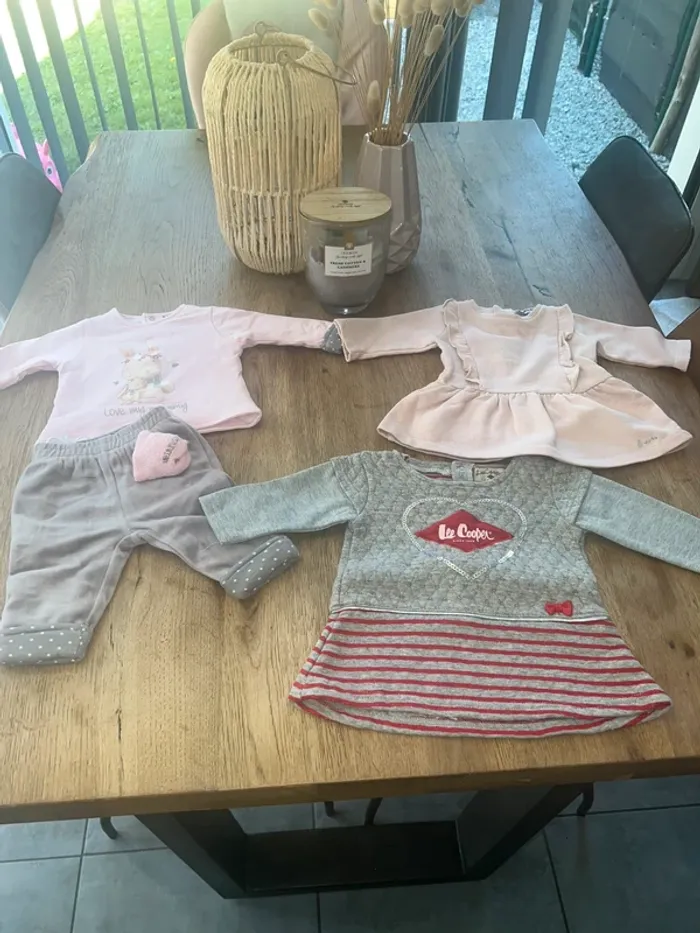 Lot vêtements fille 3 mois - photo numéro 8