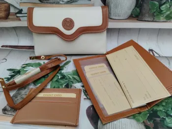 Mini pochette et accessoires neuf