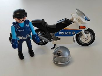 Moto de police Playmobil