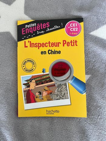Livre L'inspecteur petit en chine Hachette