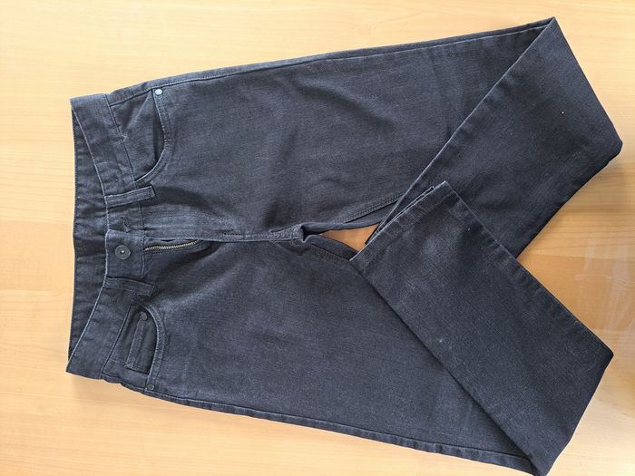 4 jeans taille 14 ans - photo numéro 4