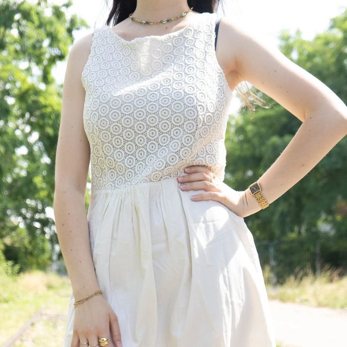 Jolie robe d’été ajourée blanc crème taille 38 123 Paris - photo numéro 6