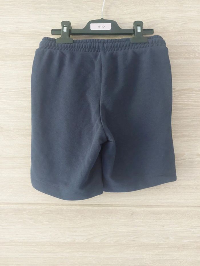 Short 8 ans - photo numéro 4