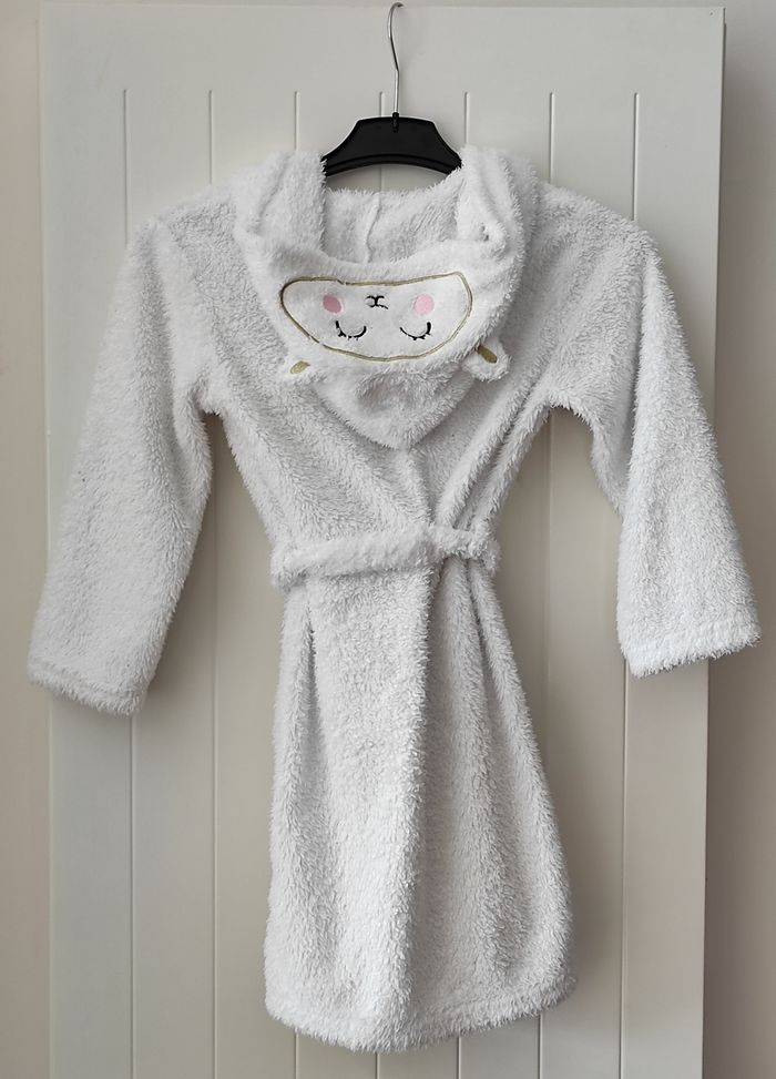🌸 Robe de chambre fille 6 ans mouton – douce et adorable - photo numéro 4