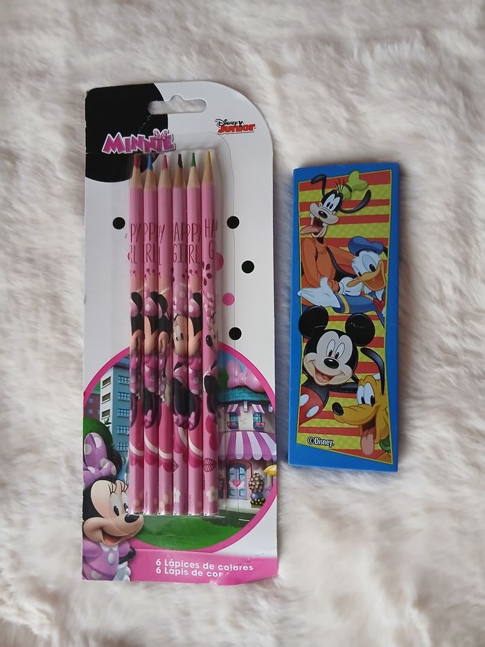 Papeterie Disney: 6 Crayons-couleur Minnie +Maxi gomme Mickey & ses amis
