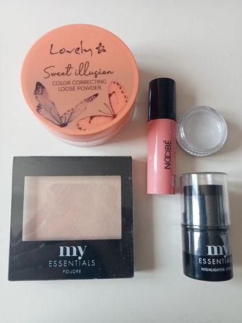 lot maquillage teint poudre, compact et liquide neuf