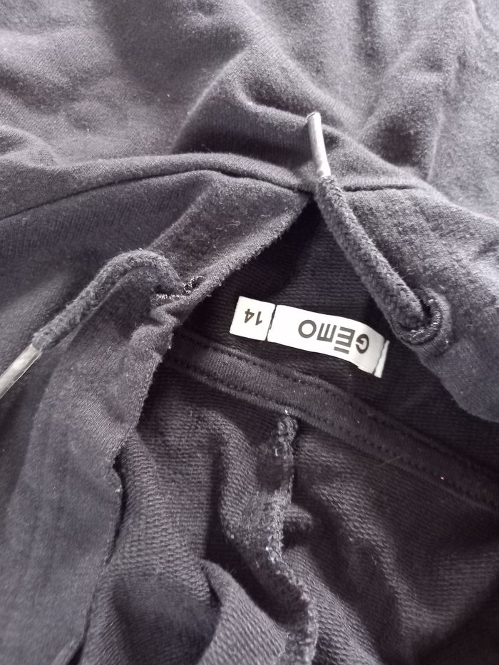 Pull court gemo à capuche - photo numéro 2