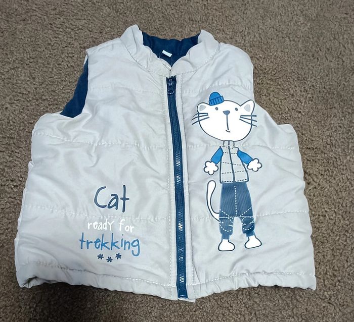 Doudoune sans manche chat