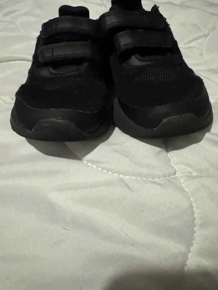 Baskets adidas 28 - photo numéro 2