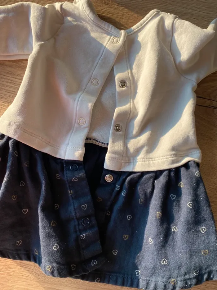 Robe 1 mois - photo numéro 2