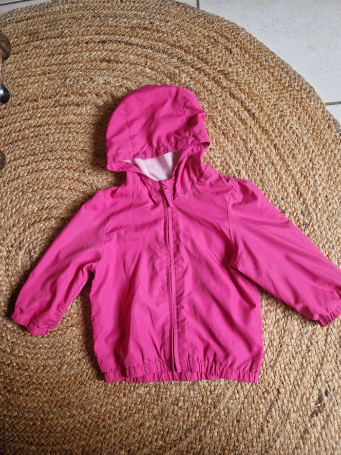 Blouson avec capuche rose fushia fille du pareil au même 18 mois 81cm