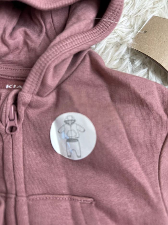 Ensemble gilet zippé et pantalon Kiabi taille 1 mois - photo numéro 4