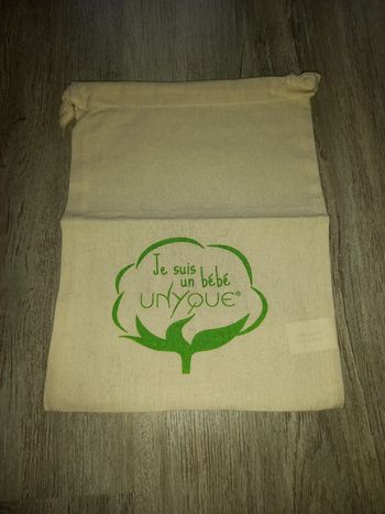 pochette de rangement en coton bébé unyque veuve