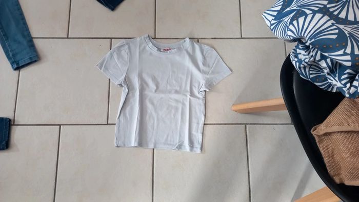 Tee shirt crop top bleu ciel jennyfer taille s