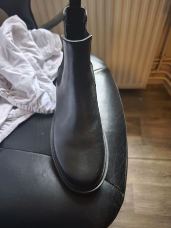 Chaussures tout neuf