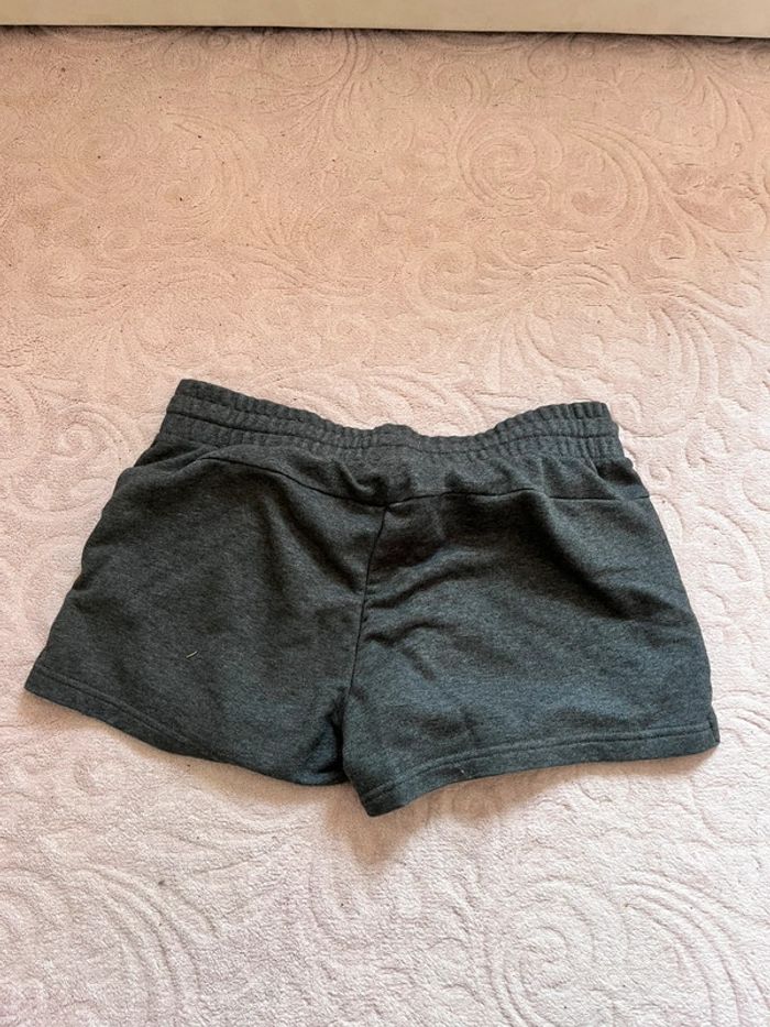 Short Adidas gris foncé logo orange - Taille S - photo numéro 4