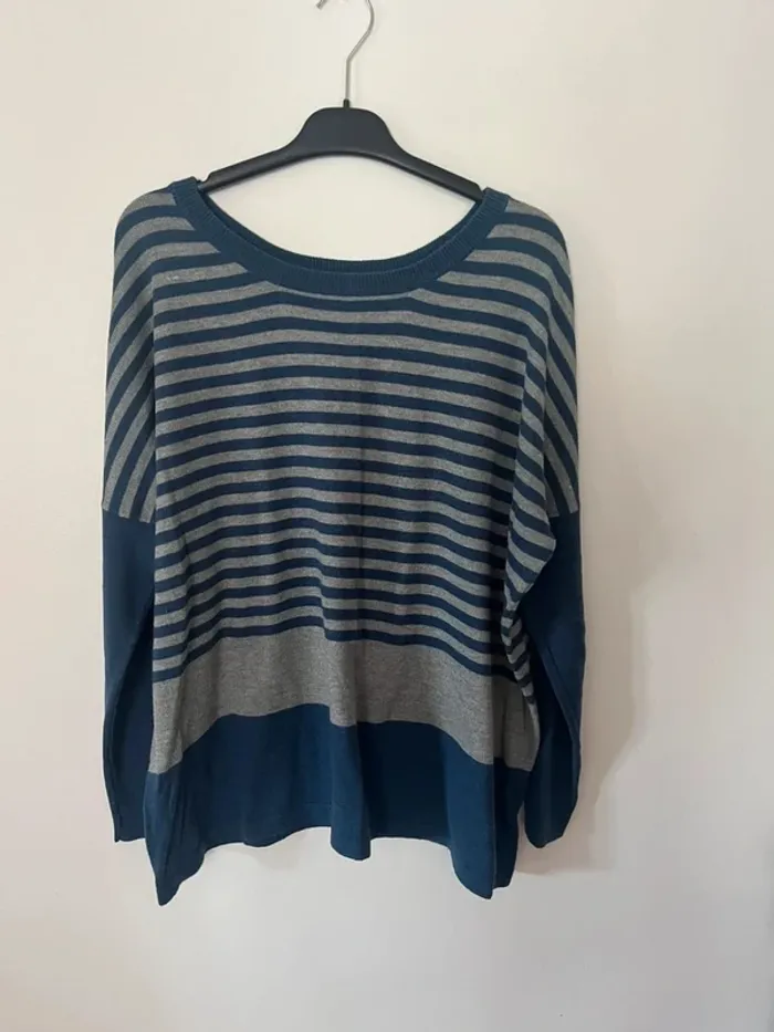 Pull homme - Taille S - photo numéro 2