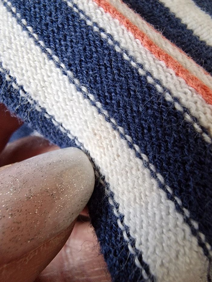 Très beau tee-shirt 6 mois - photo numéro 4