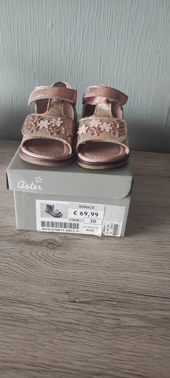 Sandales bebe fille 20