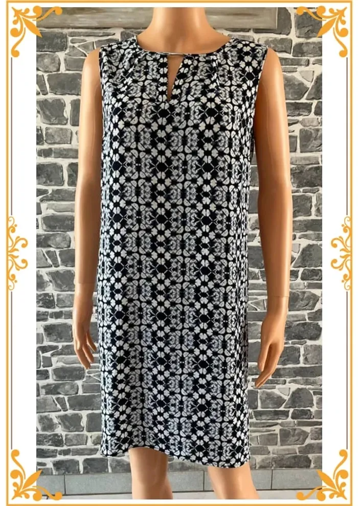 Robe " Dresses Yessica "