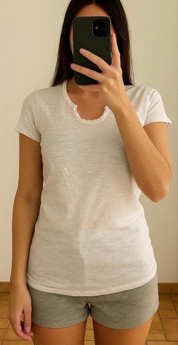 T-shirt couleur blanc Chiné bon état taille 1
