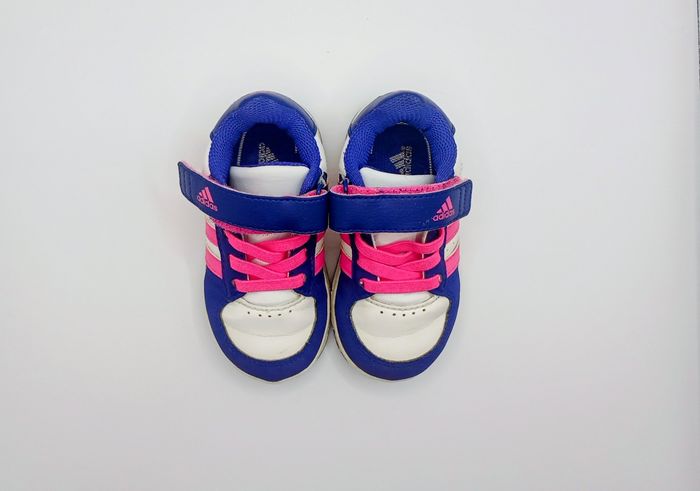 Adidas hoops taille 21 très bon état - photo numéro 4