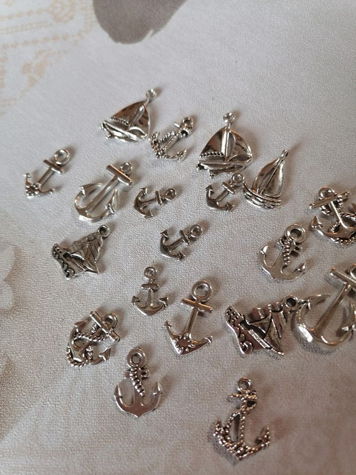 Boucles d'oreilles pendentif - photo numéro 5