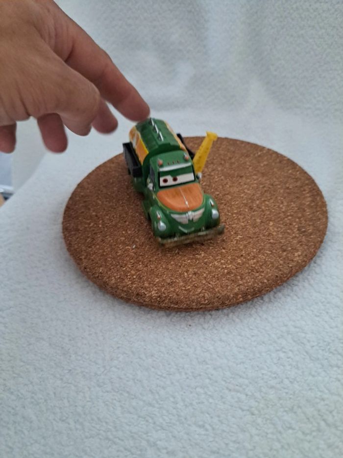 Camion Cars Chug Fuel - photo numéro 3
