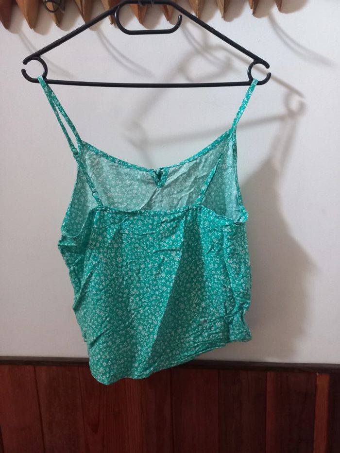 Débardeur fines bretelles vert - photo numéro 2