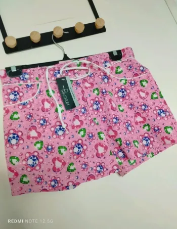 Jolie short de bain taille XL