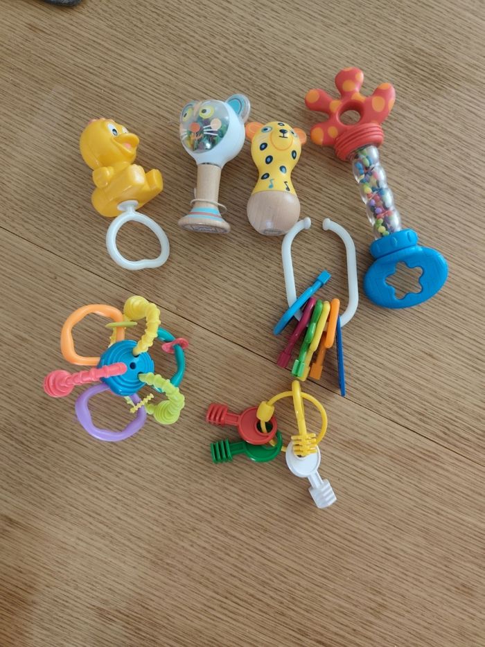 Lot de hochets