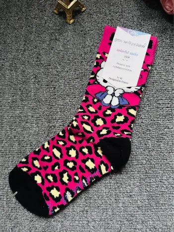 🇫🇷 Made in France – Chaussettes fantaisie GMS Wellgushine – Hello Kitty léopard rose