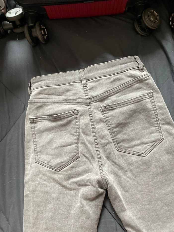 Jean gris - photo numéro 9