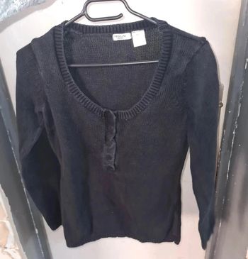 Pull noir