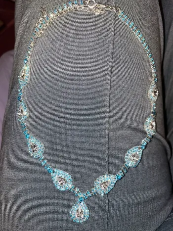 Collier femme chic vintage