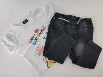 T-shirt et pantalon