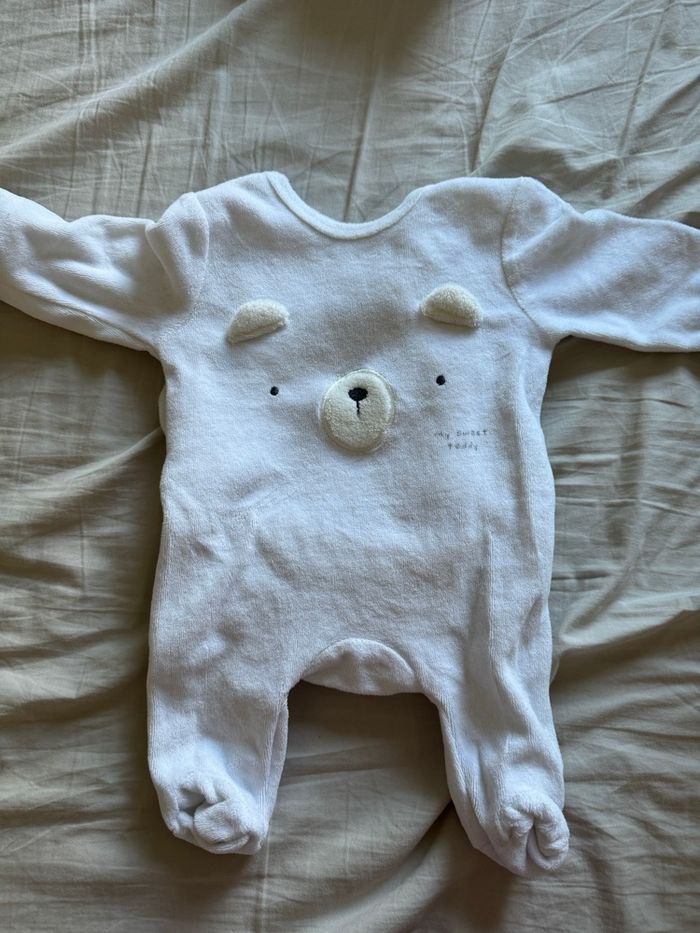 Lot pyjama 1 mois - photo numéro 2